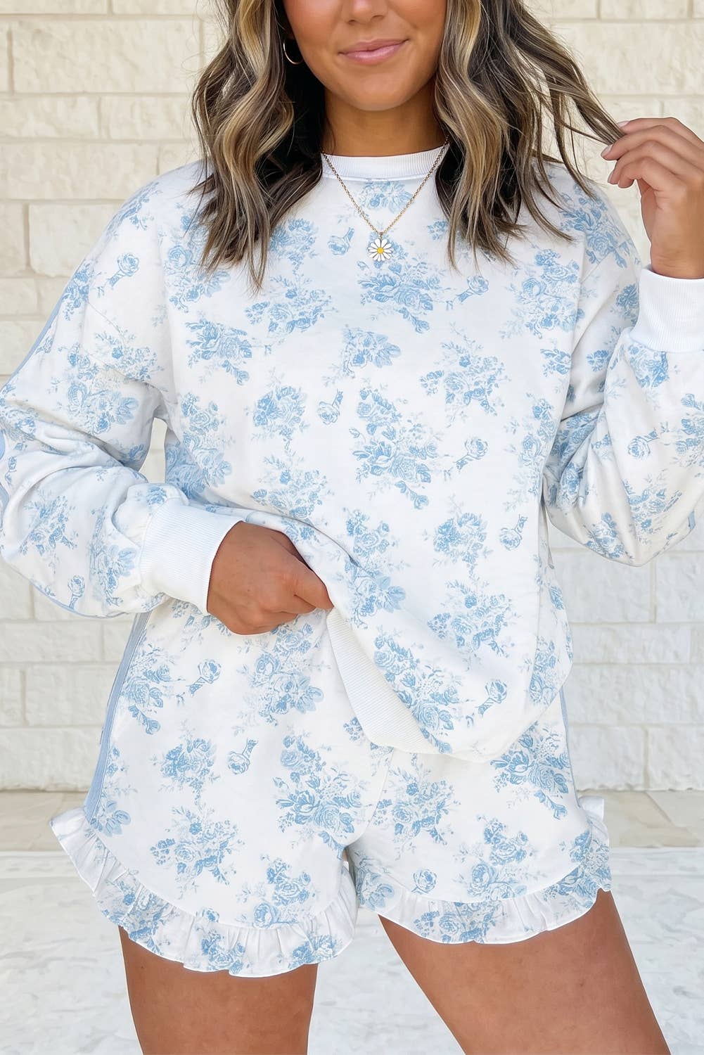 Blue Floral Striped Sleeve Top & Ruffle Hem Short Loungewear