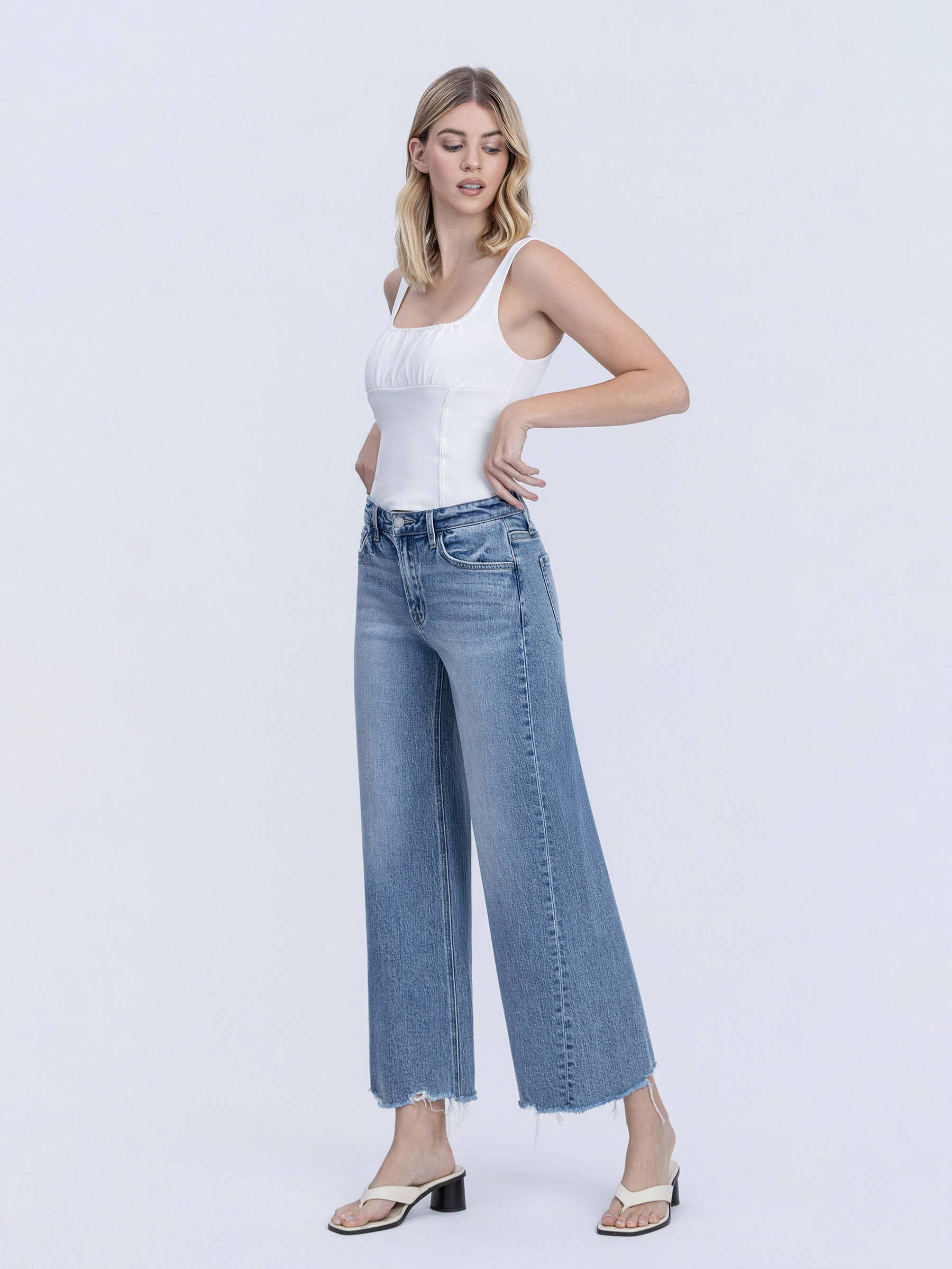 Vervet HIGH RISE RAW HEM SLANT SIDE SEAM WIDE LEG JEANS