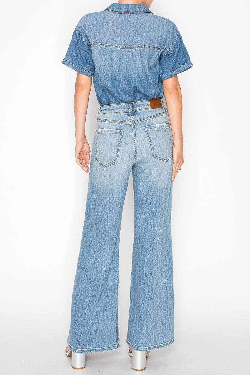 Artemis Vintage *HYBRID* HIGH RISE RELAXED FLARE JEANS