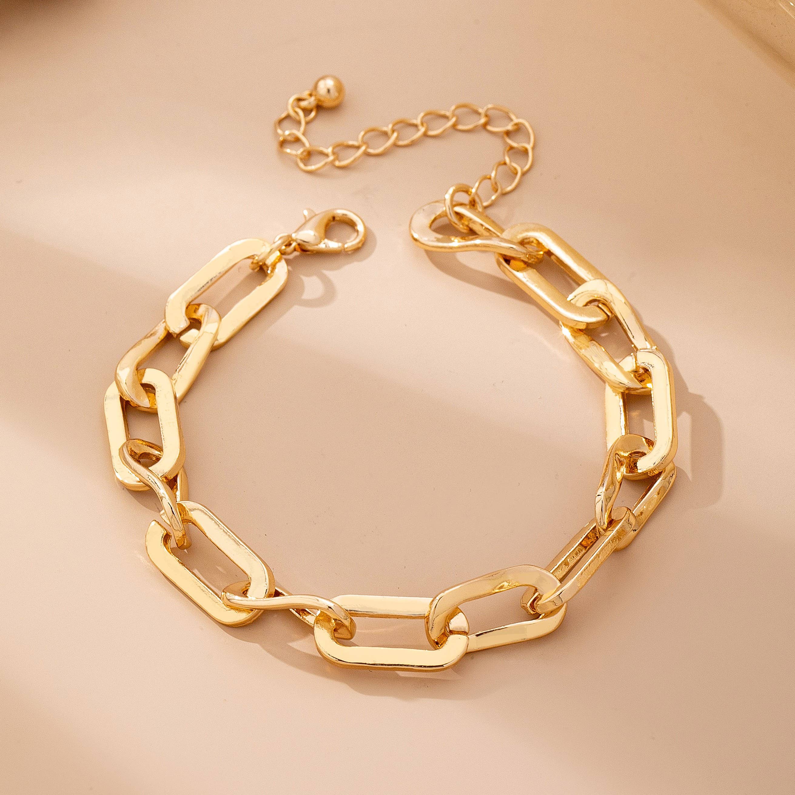 Josslyn Bold Chunky Gold Link Bracelet
