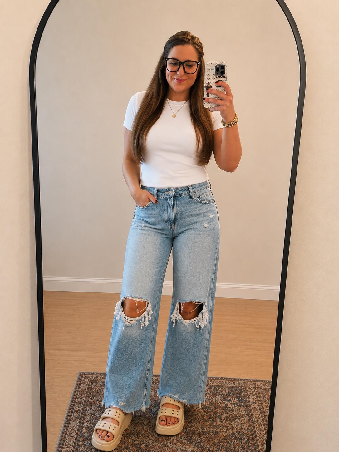 Artemis Vintage *HYBRID* HIGH RISE RELAXED FLARE JEANS